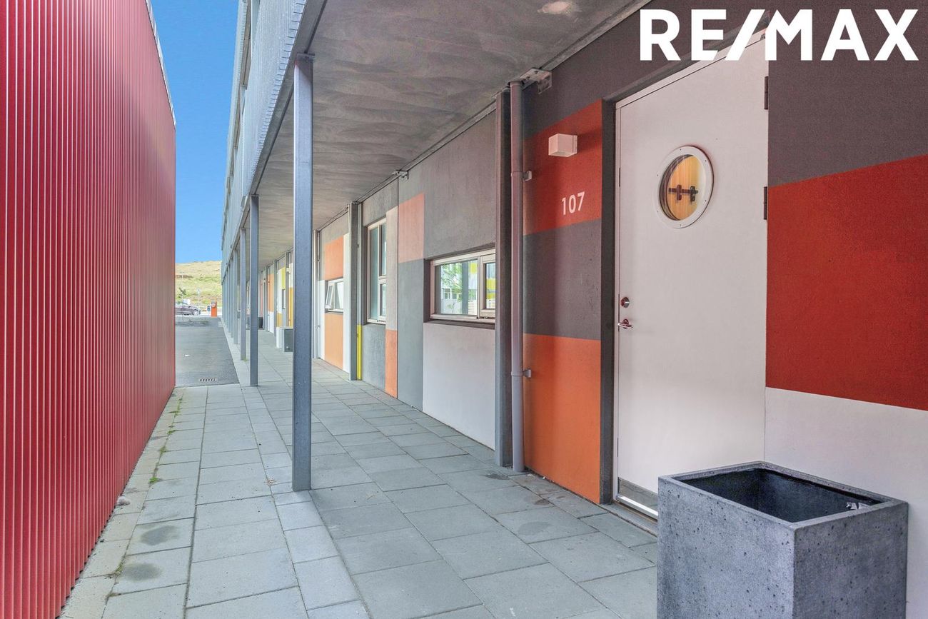 Jöfursbás 11B, 112 Reykjavík