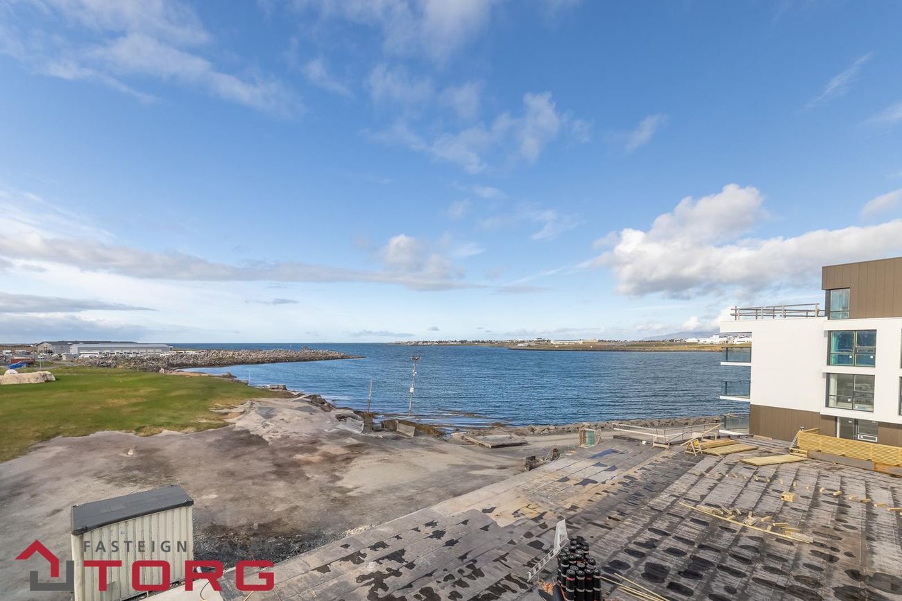 Naustavör 64, 200 Kópavogur