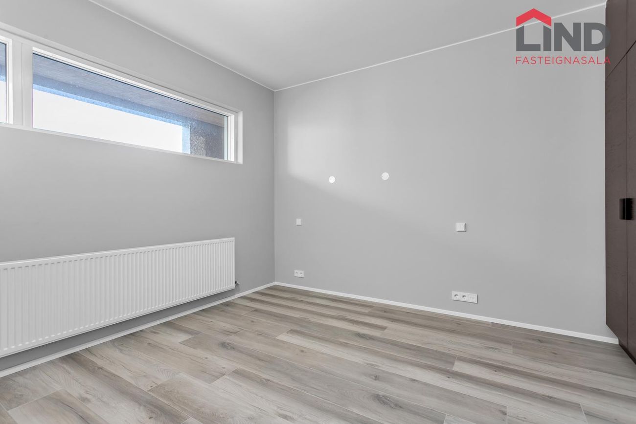 Valshlíð 10, 102 Reykjavík