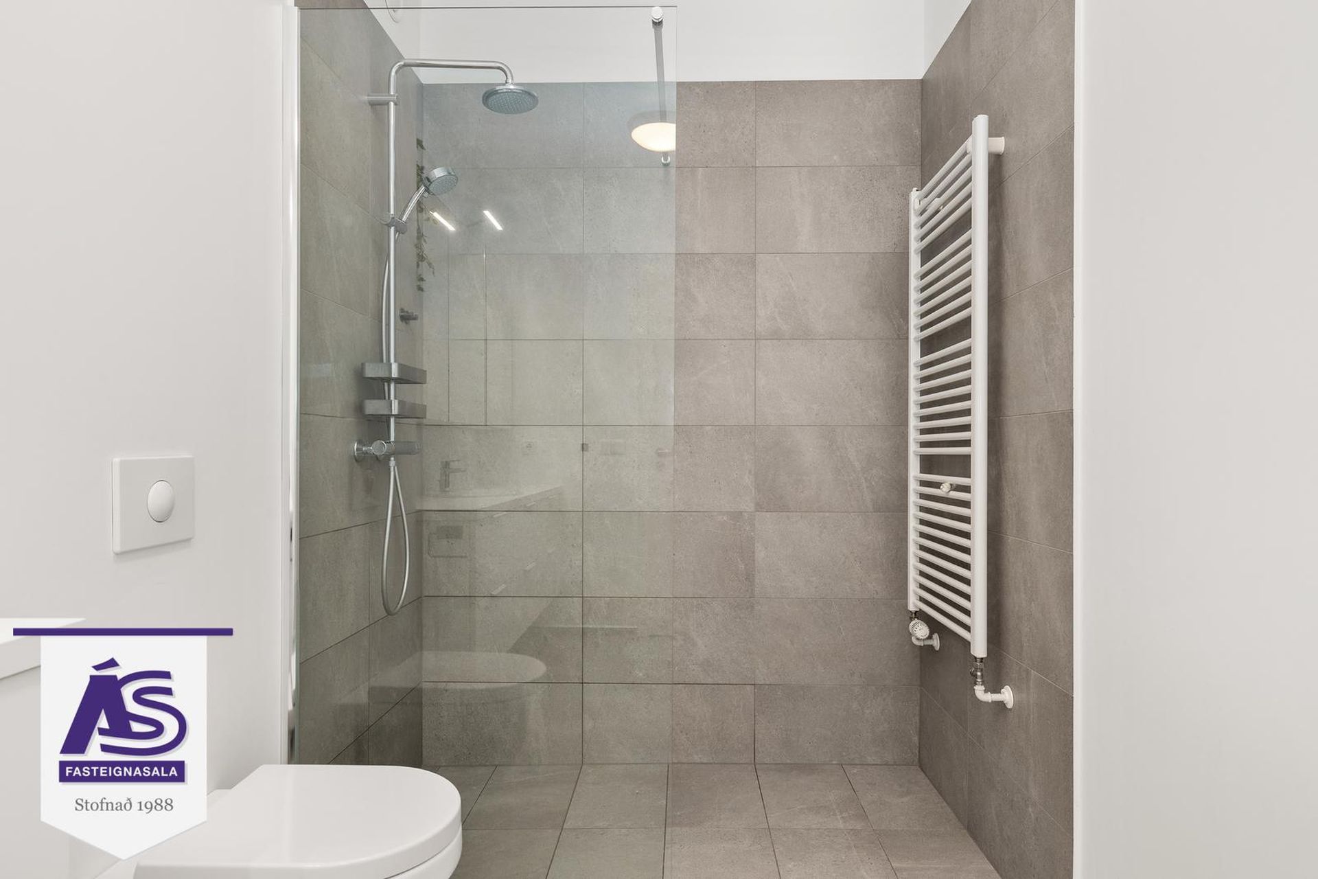 Vinastræti 8 - 0205, 210 Garðabær