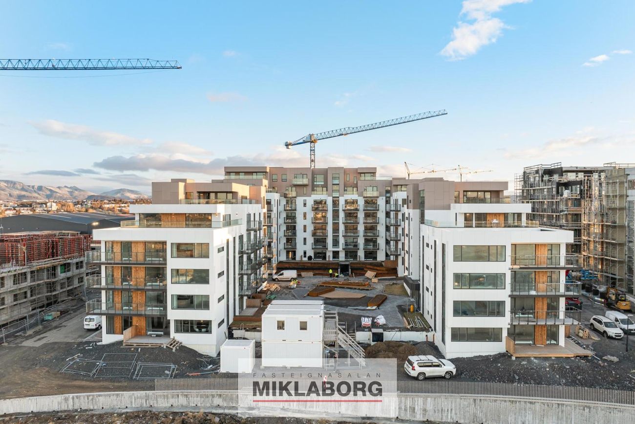 Eirhöfði 7B, 110 Reykjavík