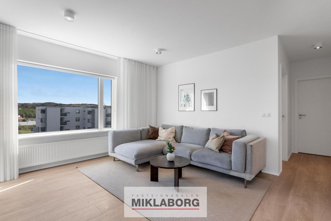 Þórðarsveigur 6, 113 Reykjavík