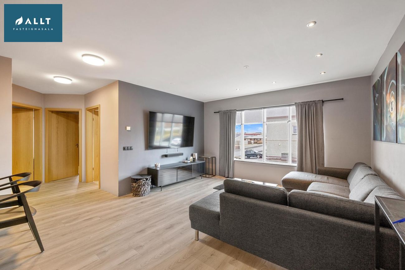 Engjadalur 2, 260 Reykjanesbær