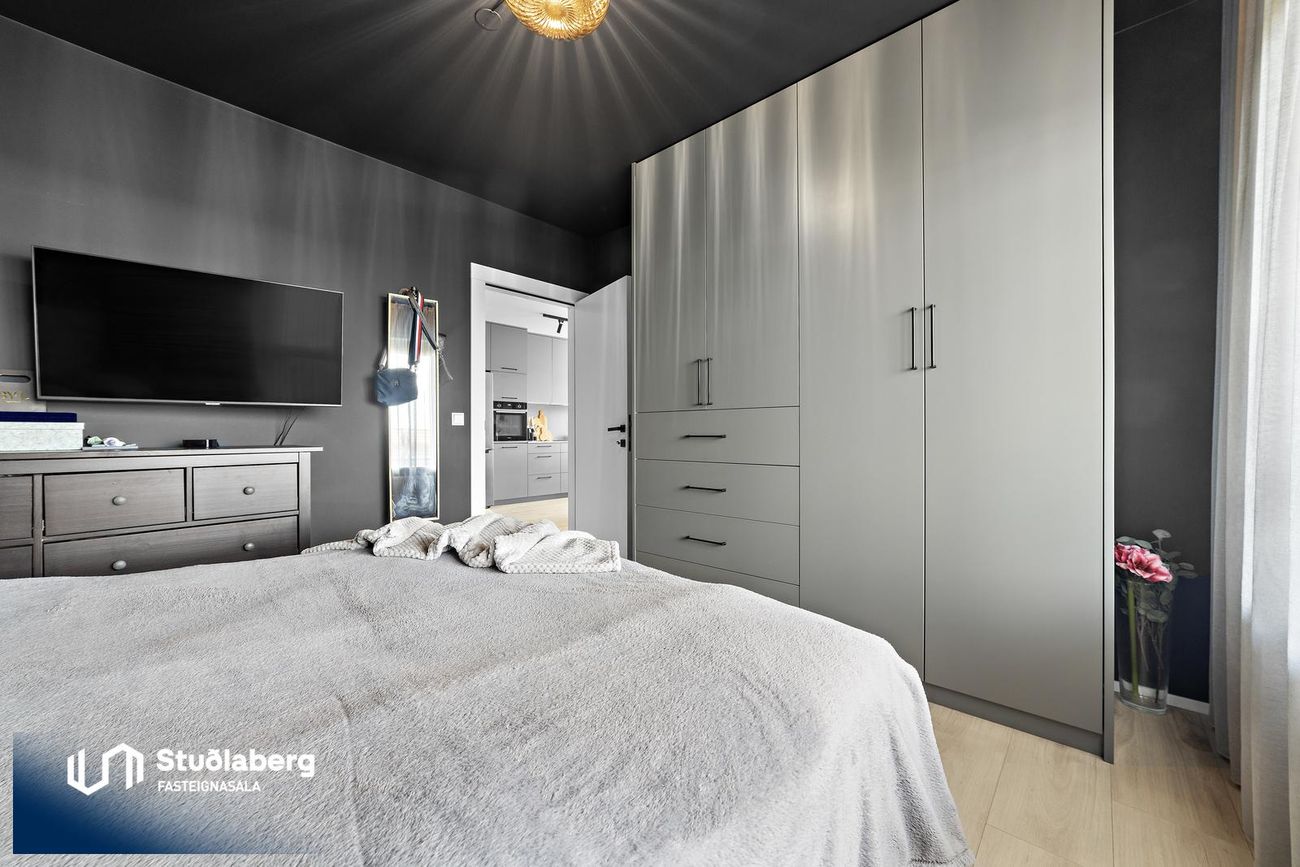 Dalsbraut 22, 260 Reykjanesbær