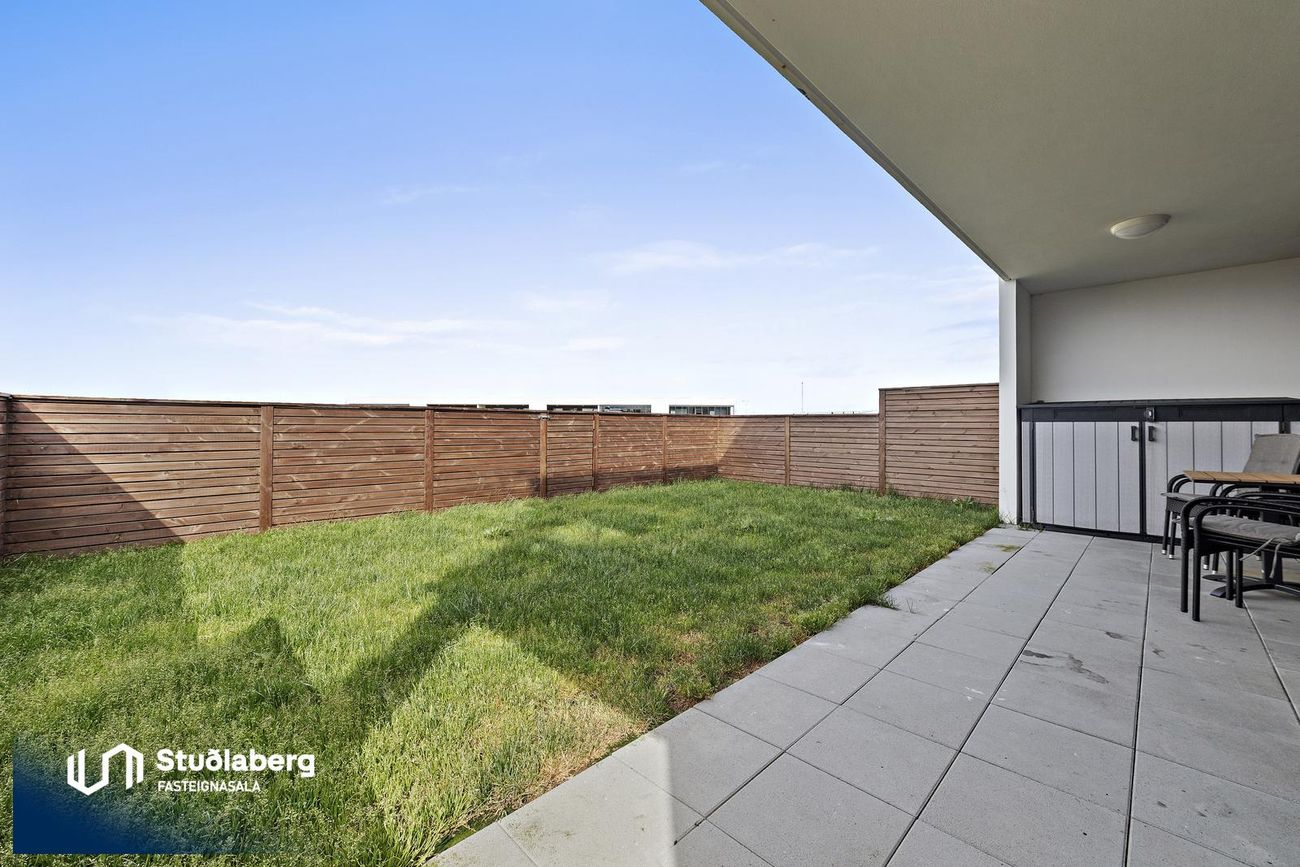 Dalsbraut 22, 260 Reykjanesbær