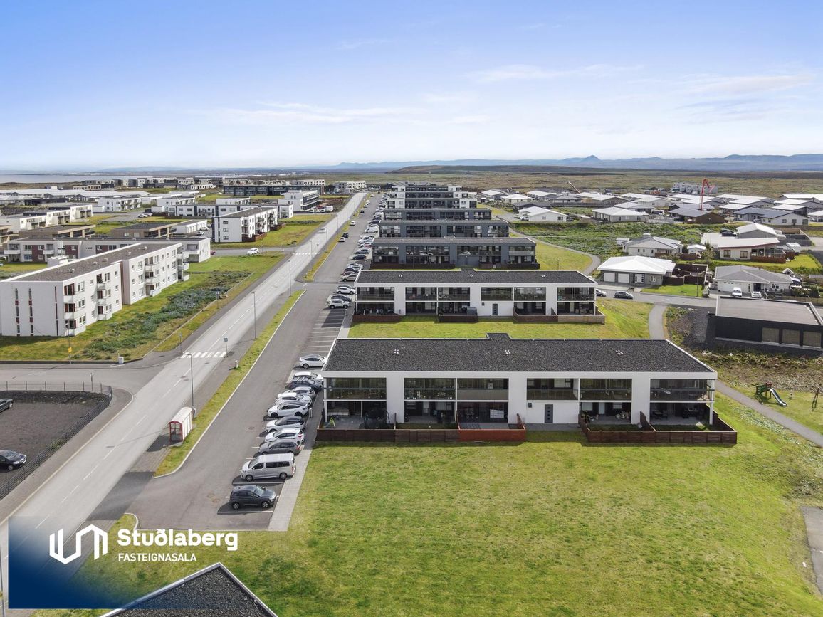 Dalsbraut 22, 260 Reykjanesbær