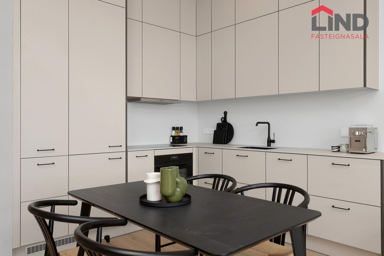 Hafnarbraut 10B, 200 Kópavogur