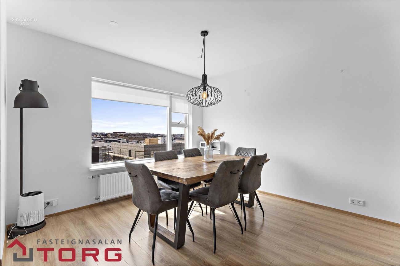 Friggjarbrunnur 53, 113 Reykjavík