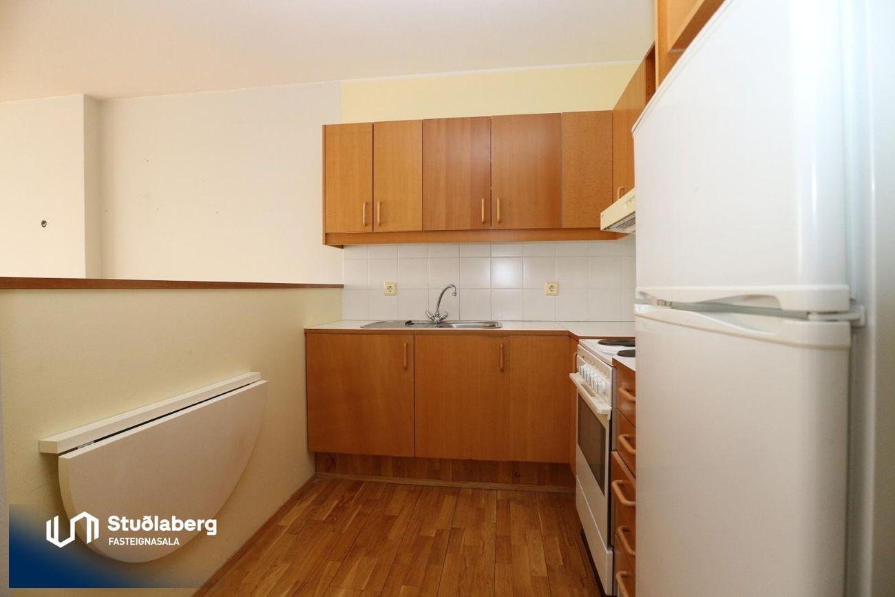 Kirkjuvegur 1, 230 Reykjanesbær