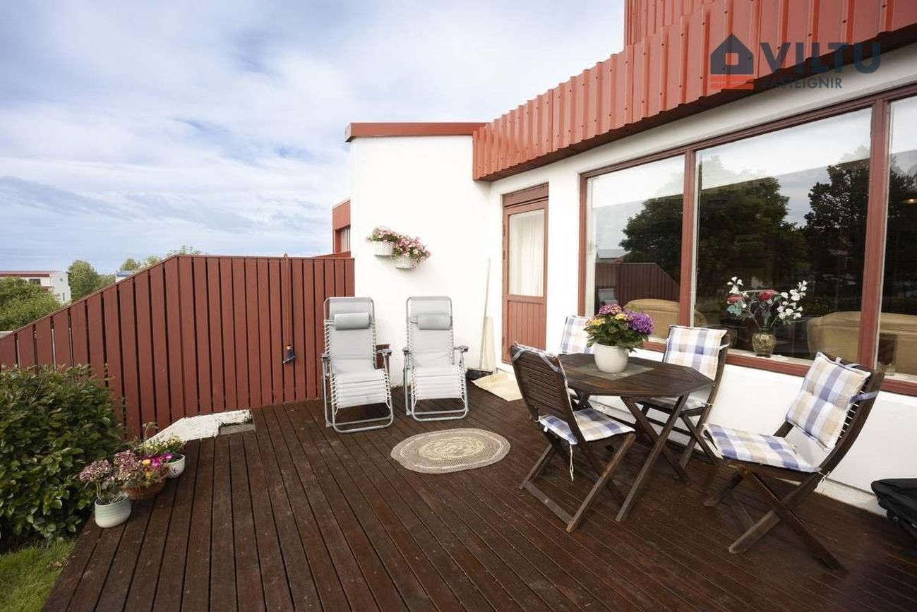 Kjarrmóar 25 - 0101, 210 Garðabær