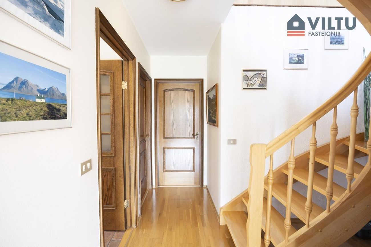 Kjarrmóar 25 - 0101, 210 Garðabær
