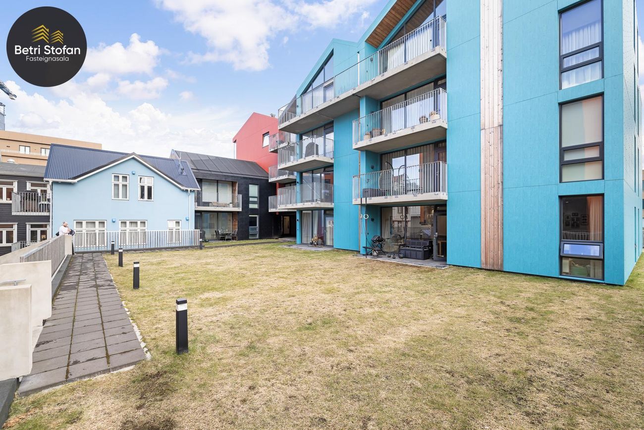 Hverfisgata 92A - 0502, 101 Reykjavík