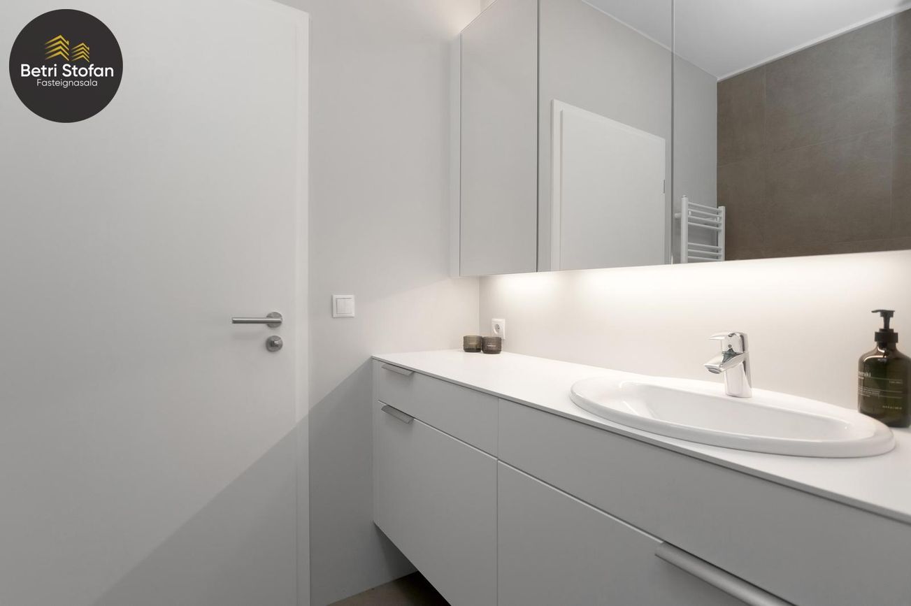 Hafnarbraut 12E - 0401, 200 Kópavogur