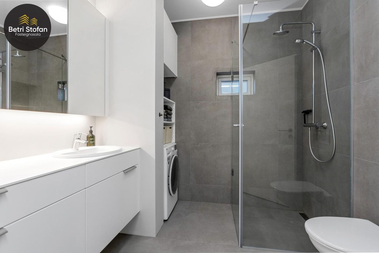 Hafnarbraut 12E - 0401, 200 Kópavogur
