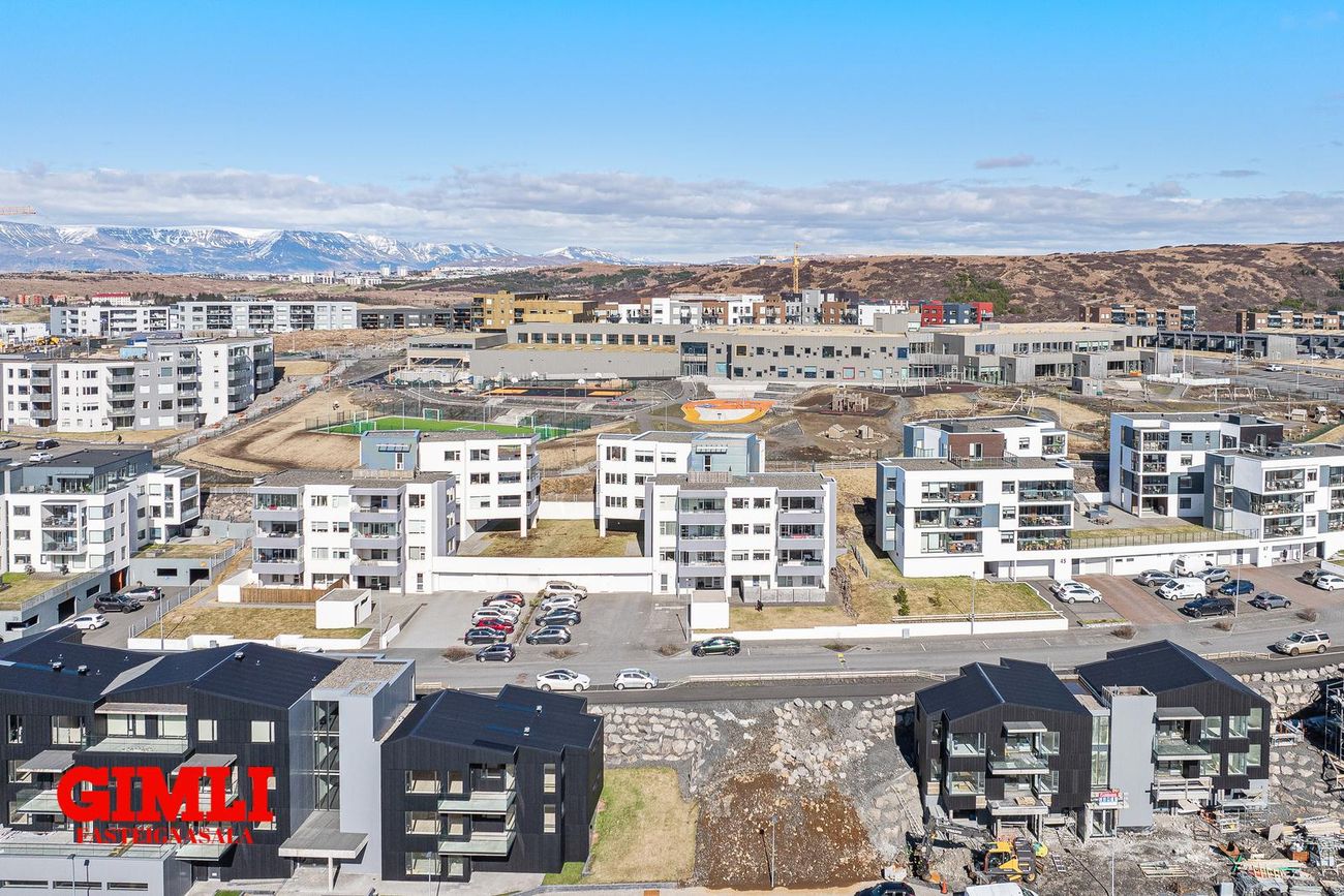 Holtsvegur 43, 210 Garðabær