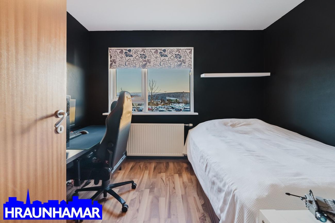 Svöluás 1A, 221 Hafnarfjörður