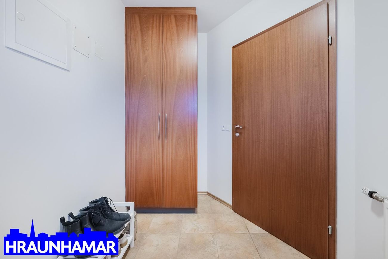 Svöluás 1A, 221 Hafnarfjörður