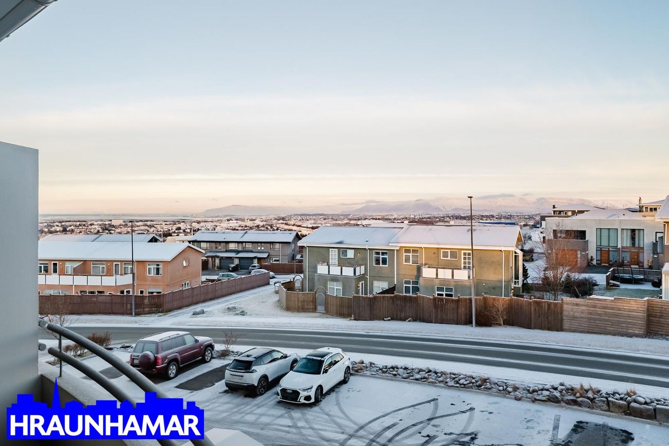 Svöluás 1A, 221 Hafnarfjörður