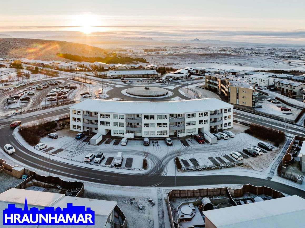 Svöluás 1A, 221 Hafnarfjörður