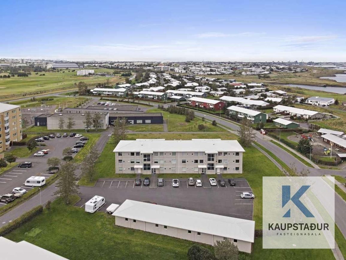 Barðastaðir 15, 112 Reykjavík