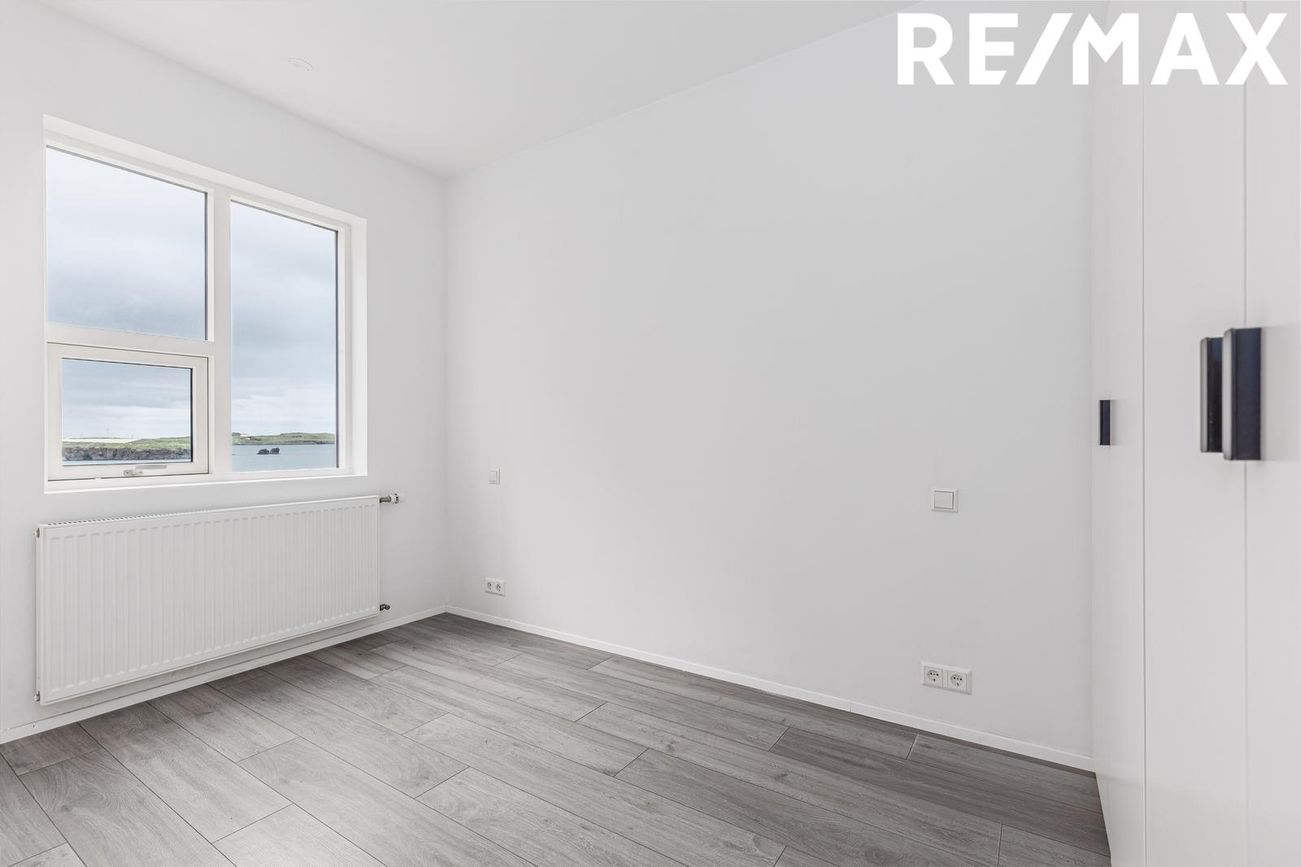 Jöfursbás 11A, 112 Reykjavík