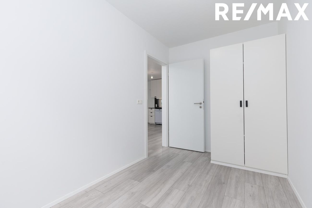 Jöfursbás 11A, 112 Reykjavík