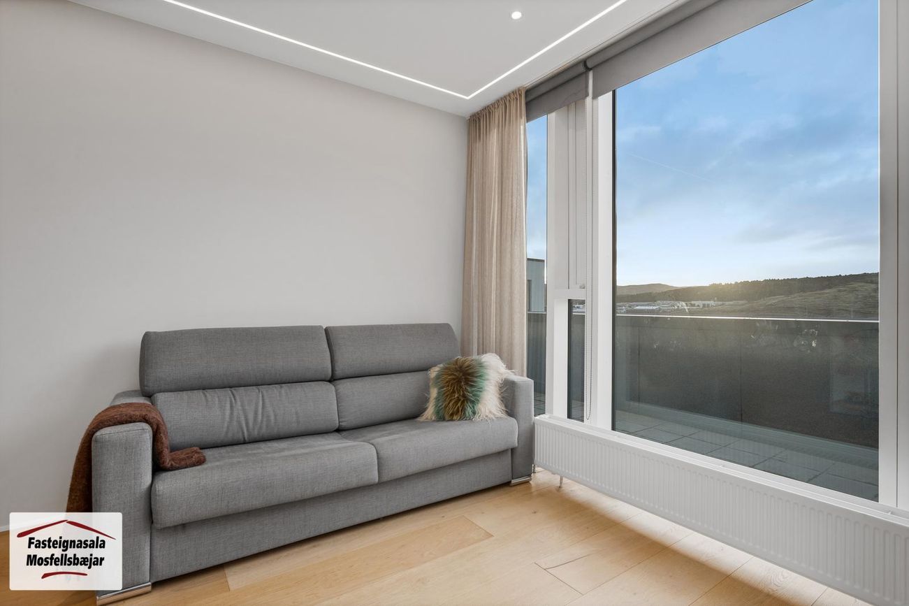 Bjarkarholt 27, 270 Mosfellsbær