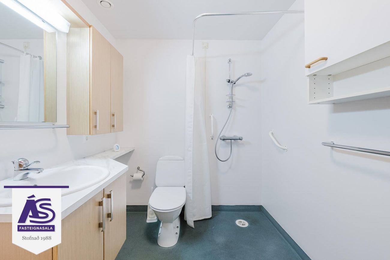 Sólvangsvegur 1 - 0402, 220 Hafnarfjörður