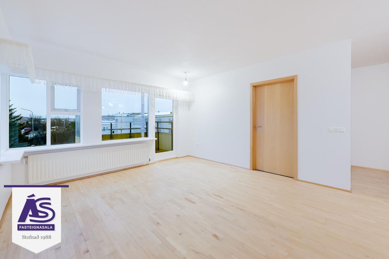 Sólvangsvegur 1 - 0402, 220 Hafnarfjörður