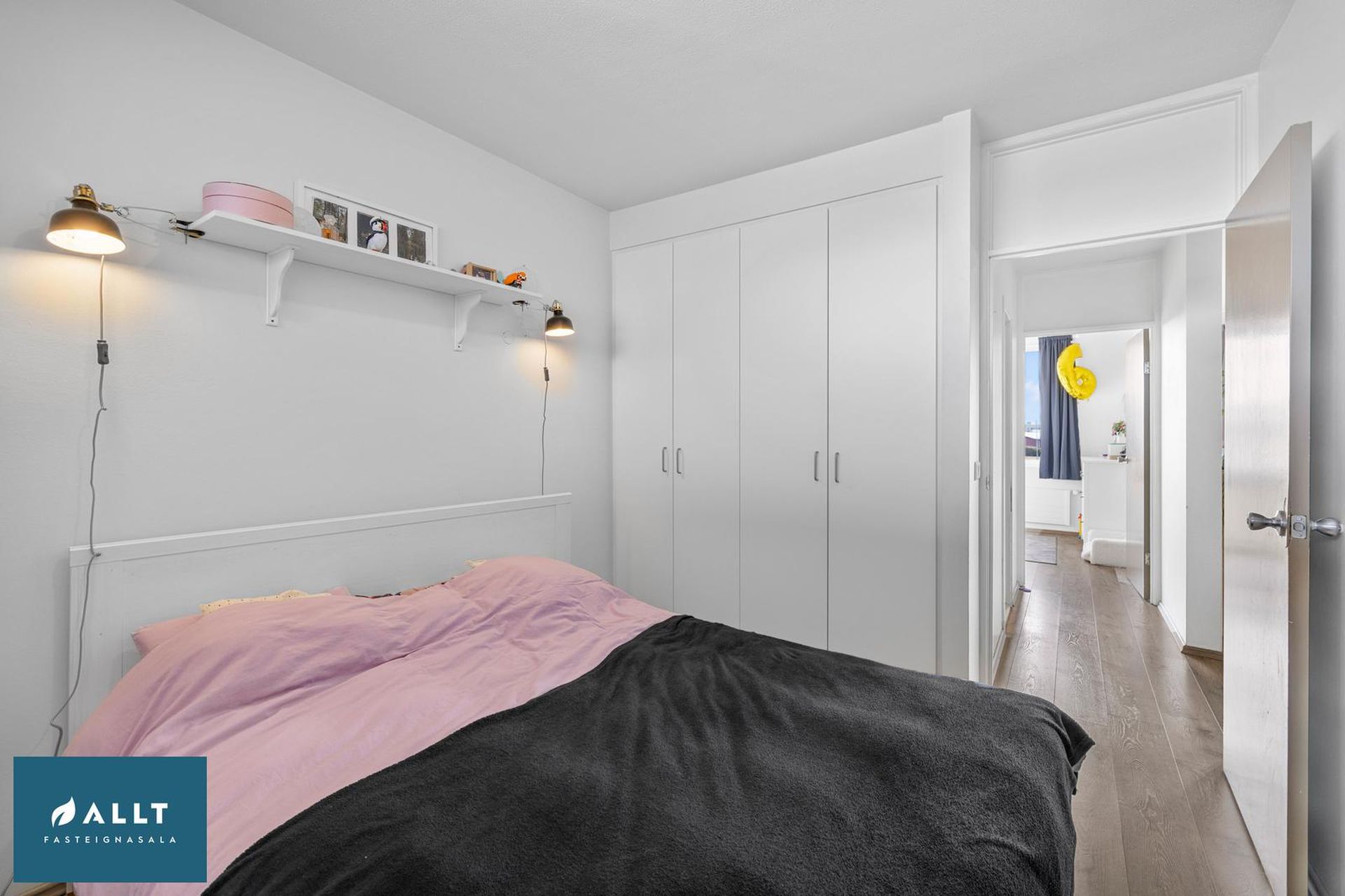 Mávabraut 7, 230 Reykjanesbær