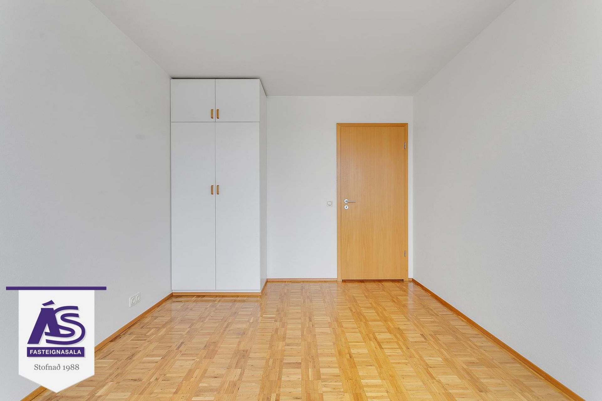 Trönuhjalli 7, 200 Kópavogur