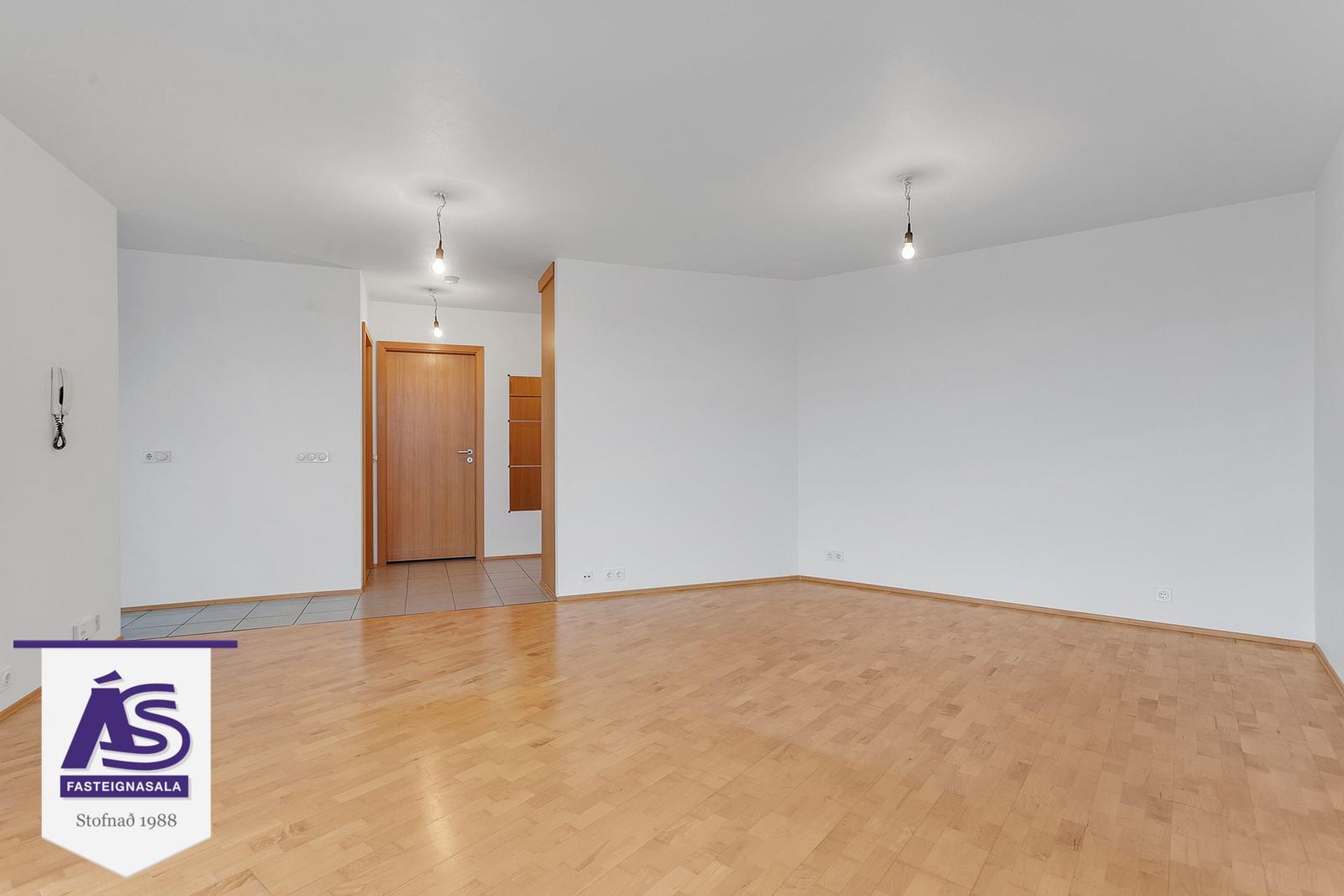 Trönuhjalli 7, 200 Kópavogur