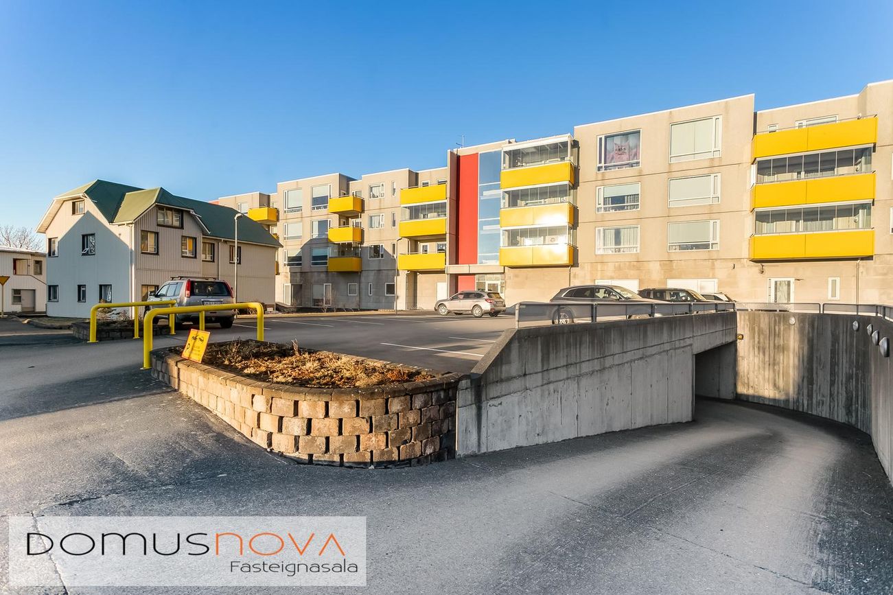 Kirkjubraut 12 - 0204, 300 Akranes