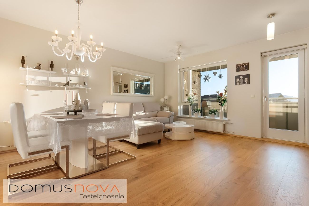 Kirkjubraut 12 - 0204, 300 Akranes