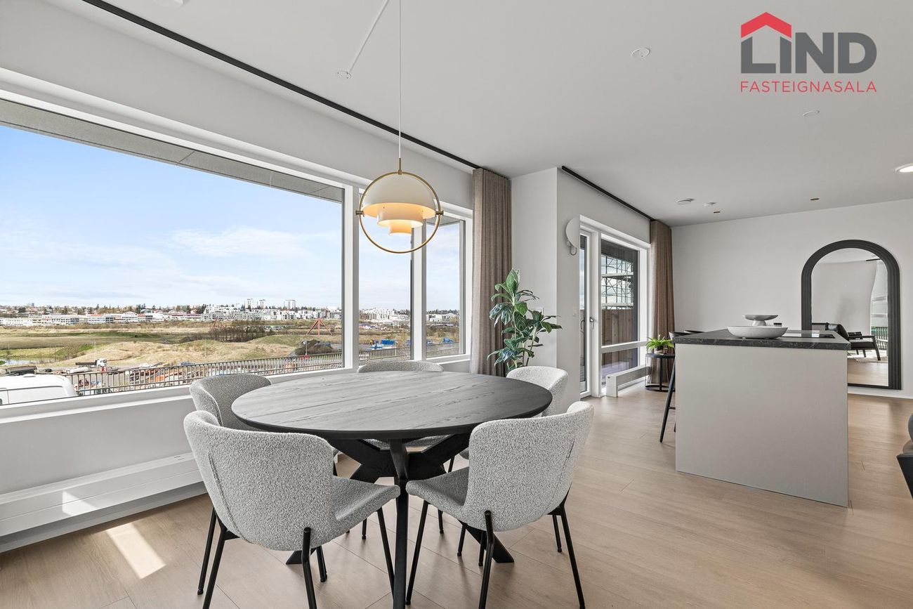 Eirhöfði 7A, 110 Reykjavík