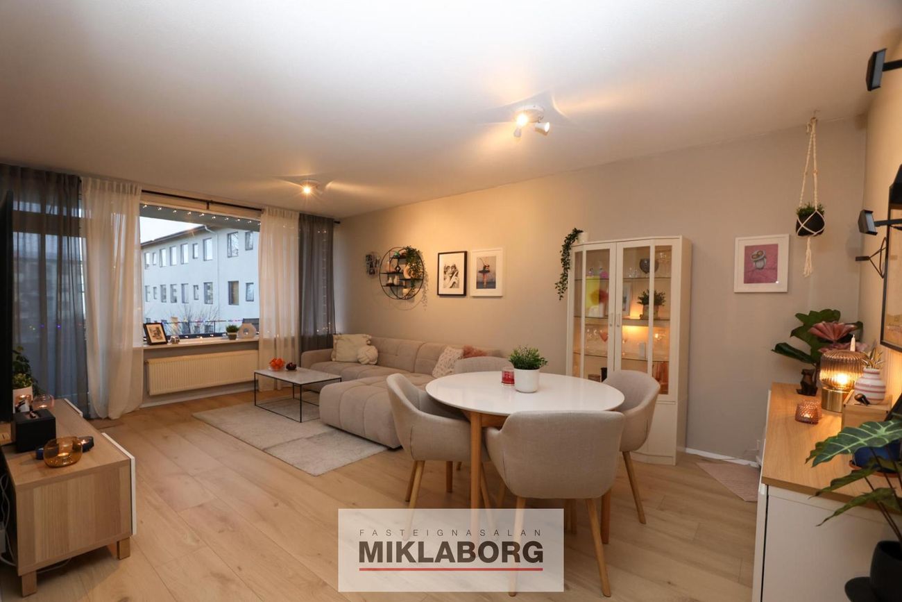 Eyjabakki 7, 109 Reykjavík