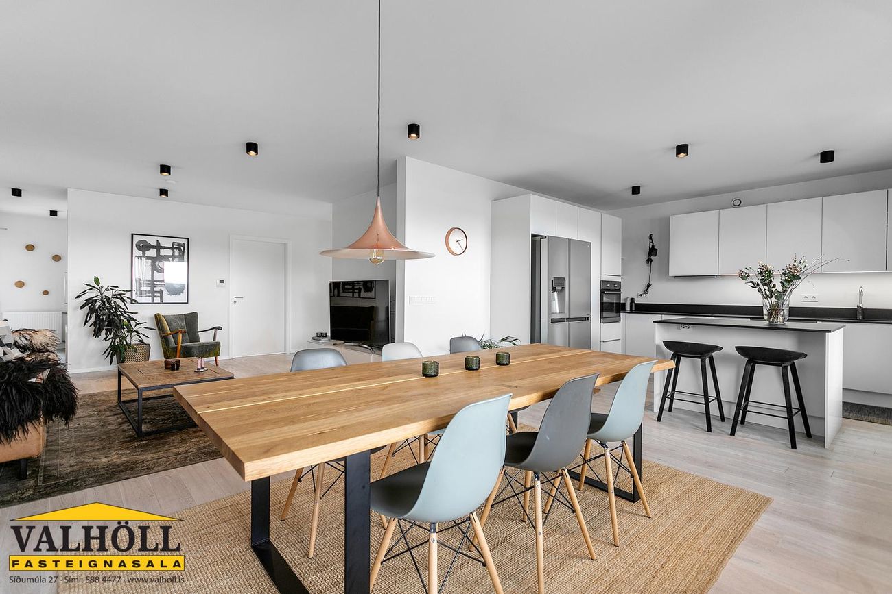 Gerplustræti 8, 270 Mosfellsbær