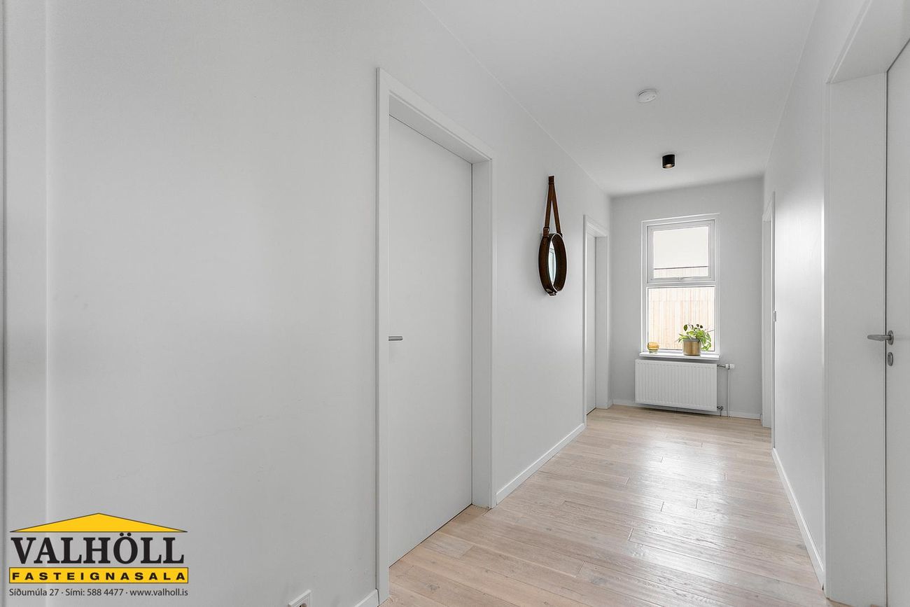 Gerplustræti 8, 270 Mosfellsbær