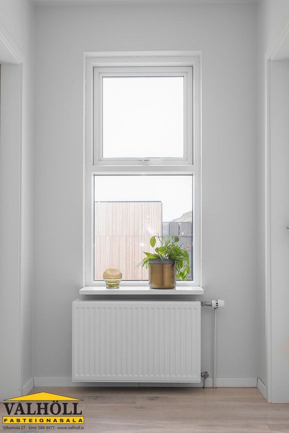 Gerplustræti 8, 270 Mosfellsbær