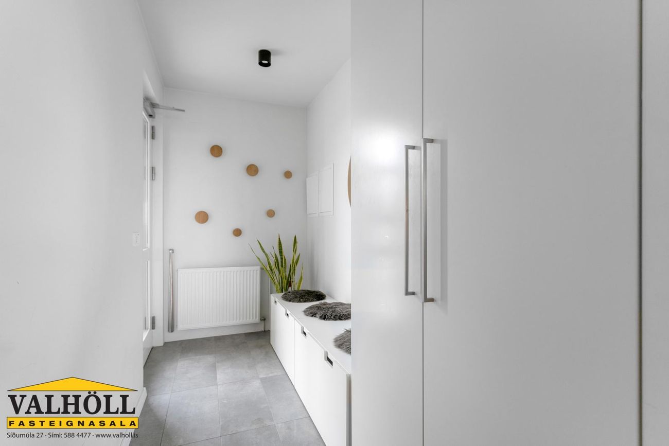 Gerplustræti 8, 270 Mosfellsbær