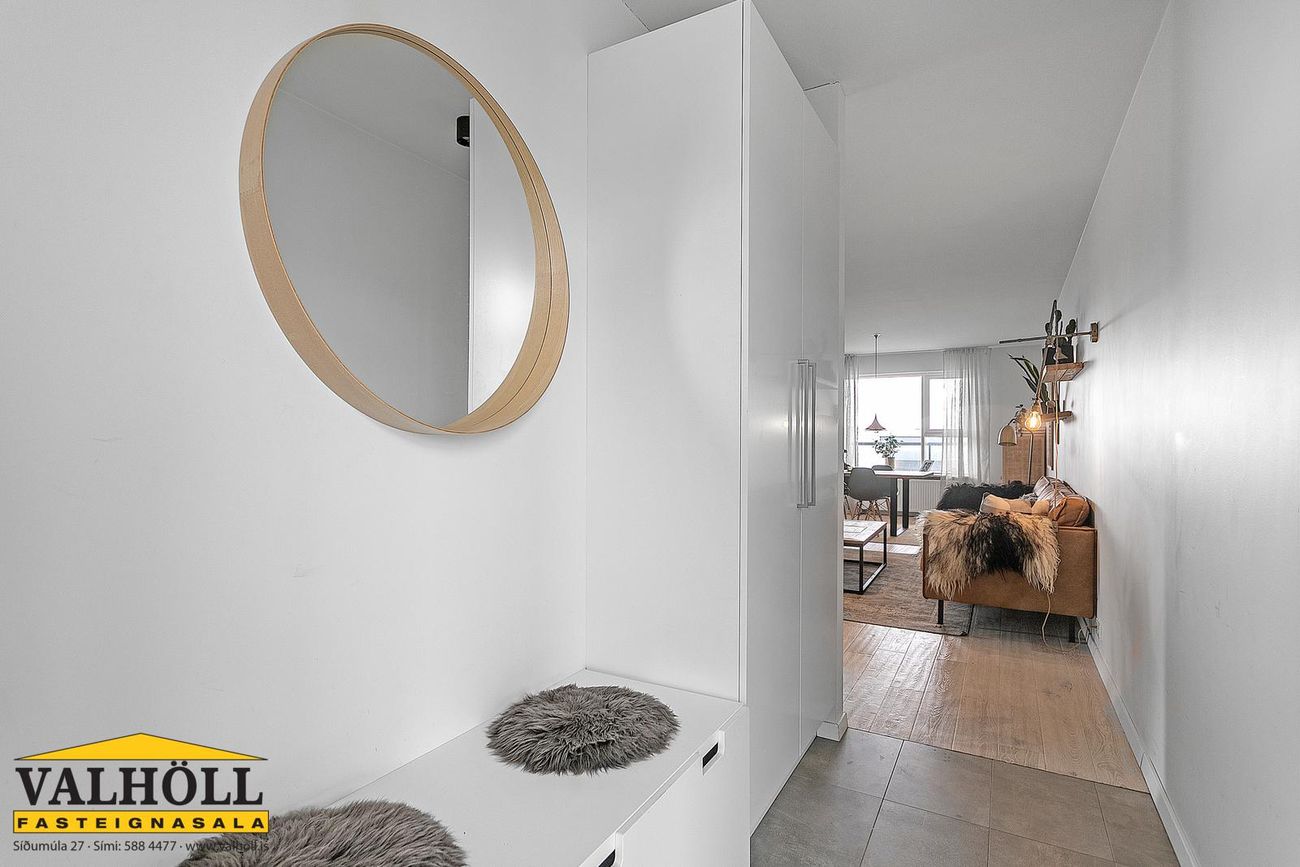 Gerplustræti 8, 270 Mosfellsbær