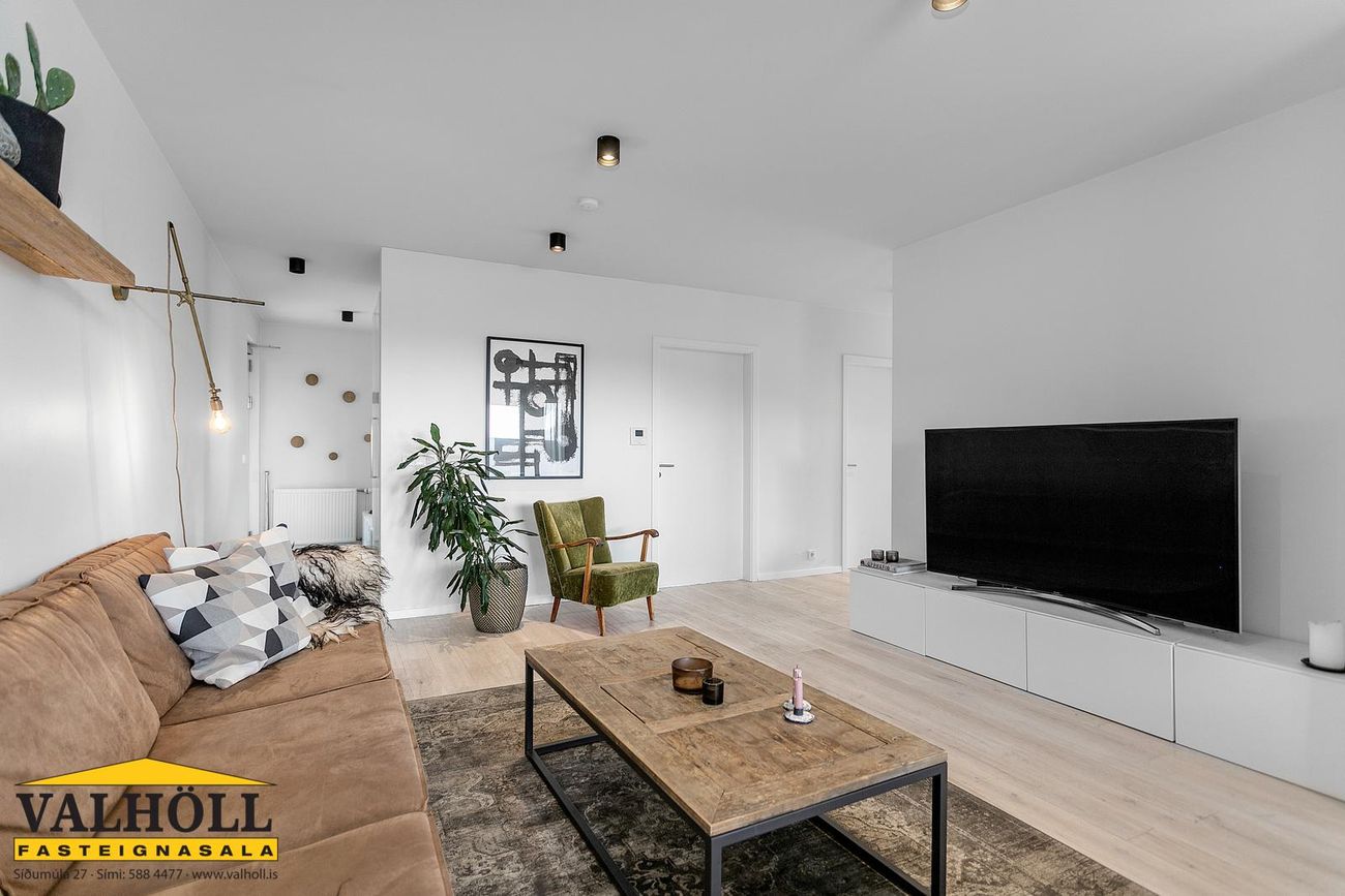 Gerplustræti 8, 270 Mosfellsbær