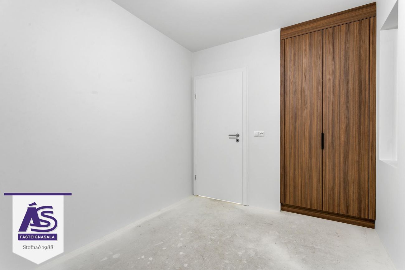 Apalskarð 2 - 0406, 221 Hafnarfjörður