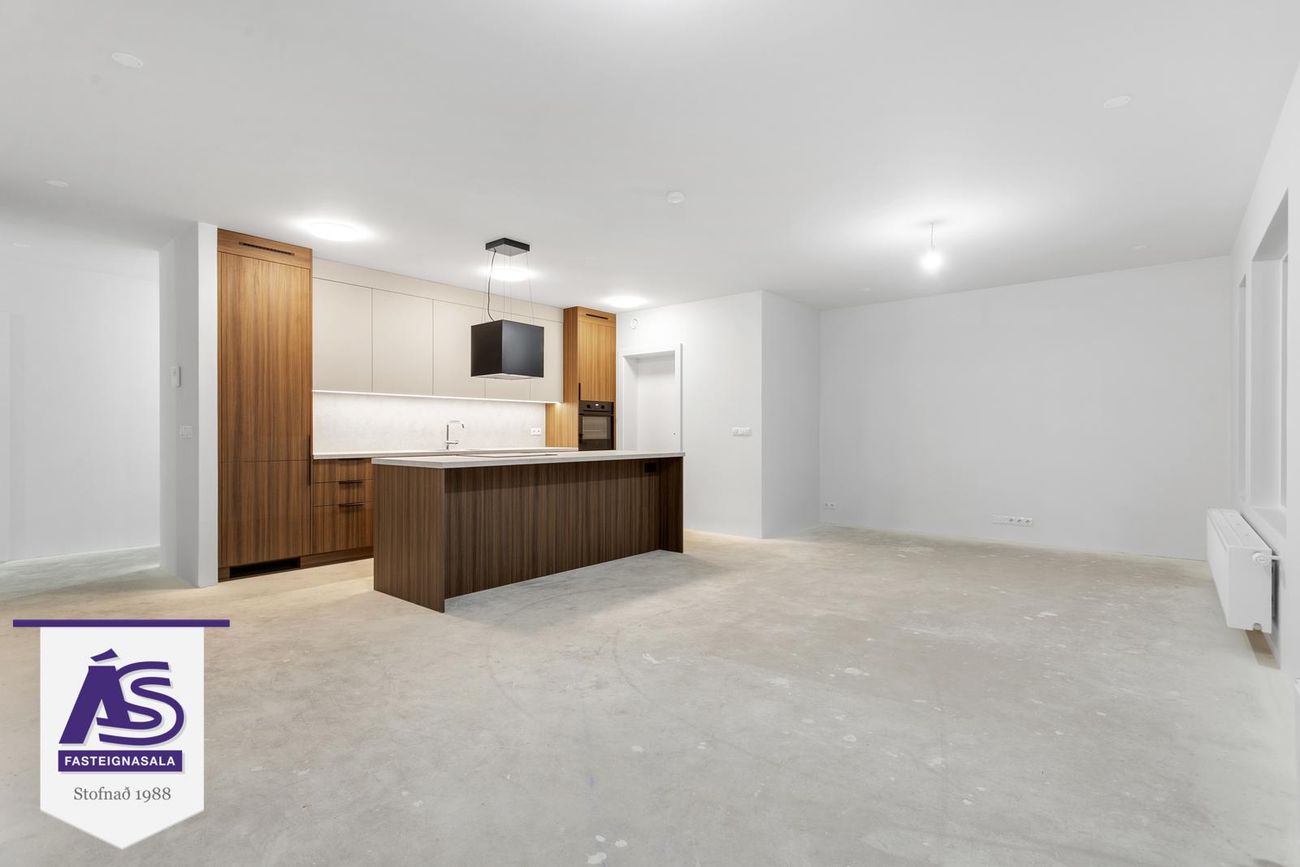 Apalskarð 2 - 0406, 221 Hafnarfjörður