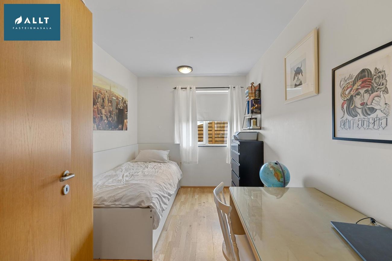 Engjadalur 2, 260 Reykjanesbær