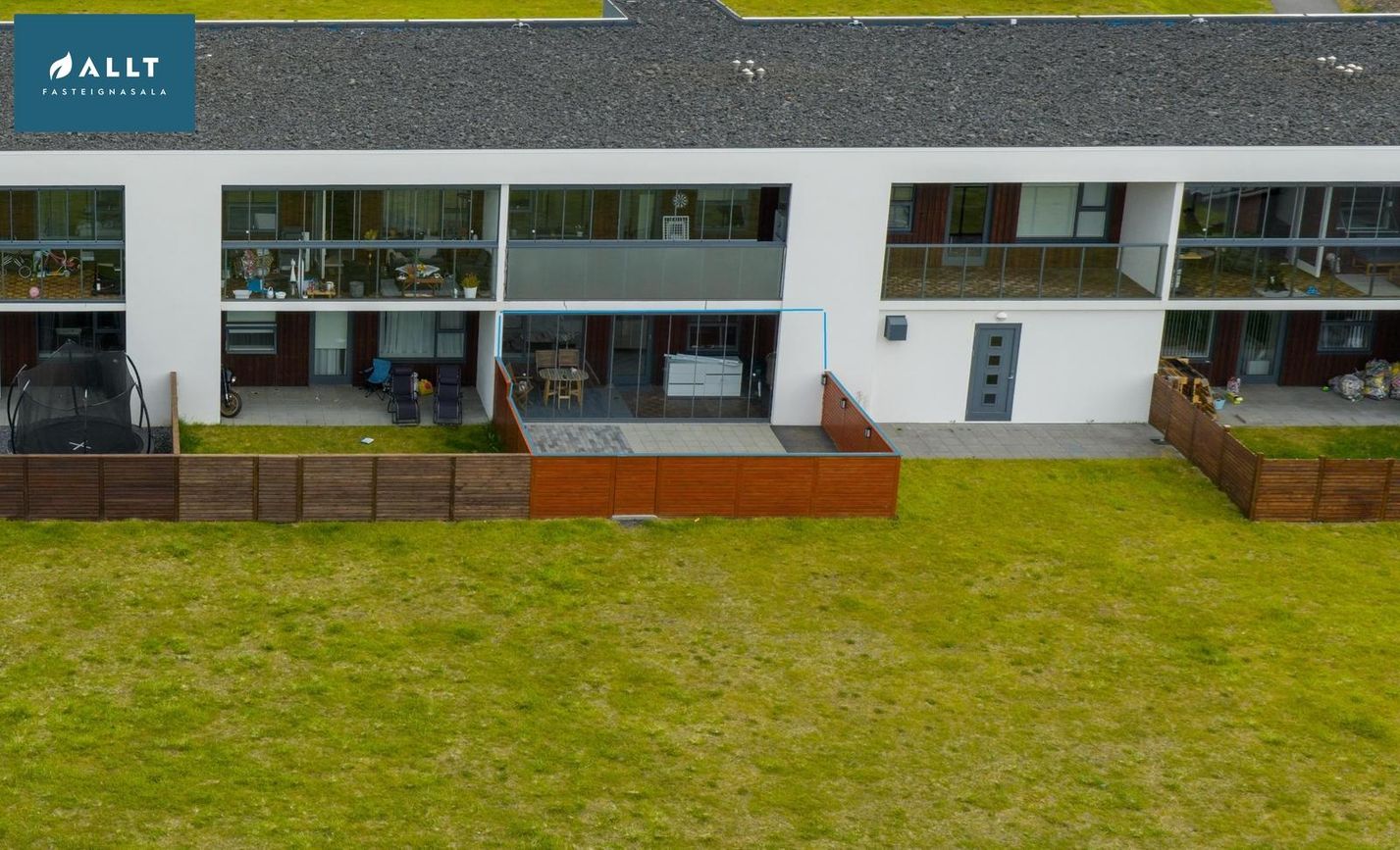 Dalsbraut 22, 260 Reykjanesbær
