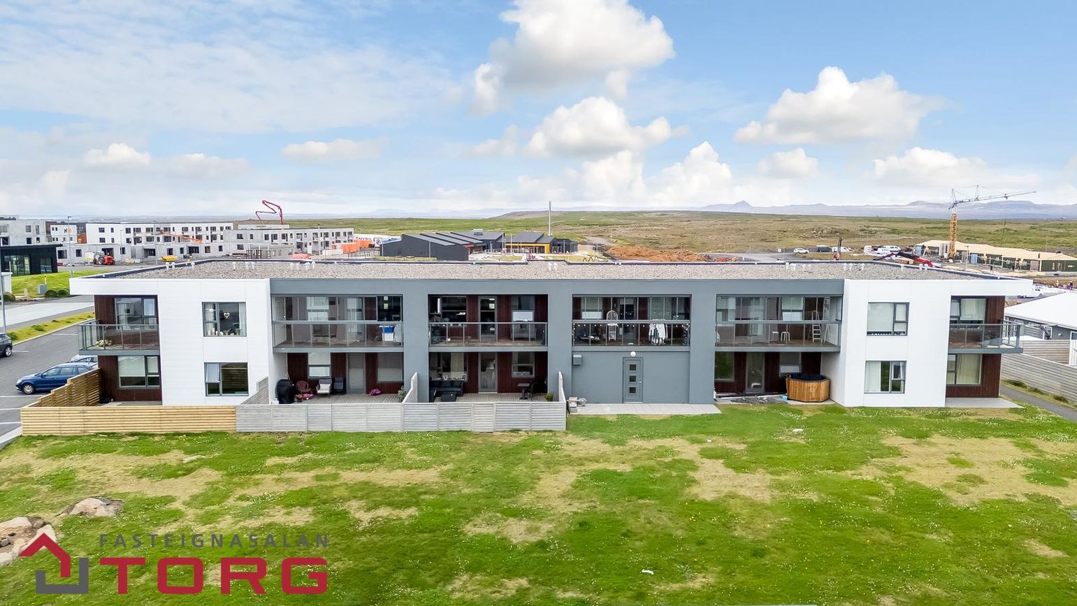 Dalsbraut 36, 260 Reykjanesbær