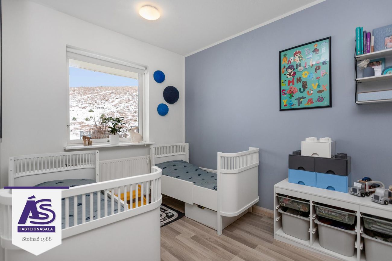 Kríuás 47 - 0207, 221 Hafnarfjörður