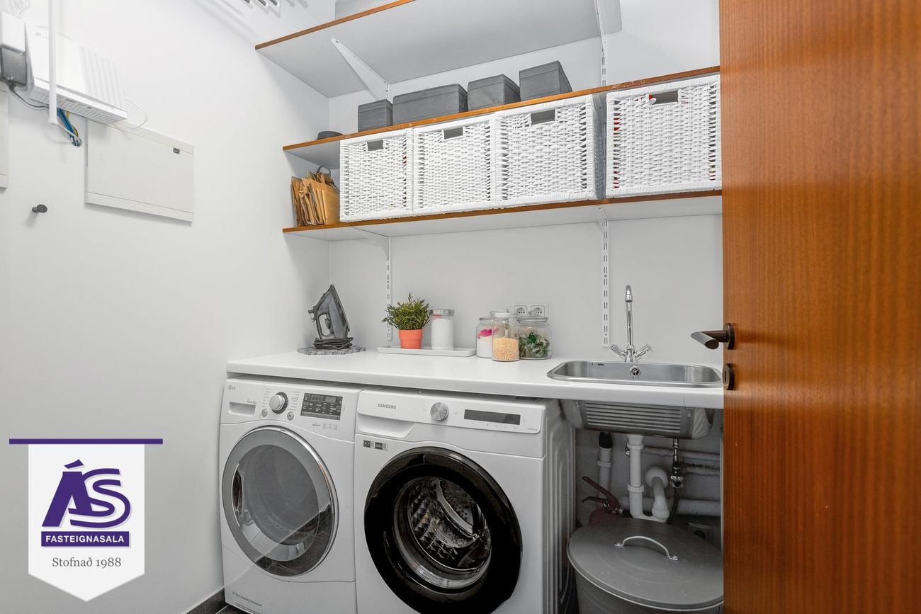 Kríuás 47 - 0207, 221 Hafnarfjörður