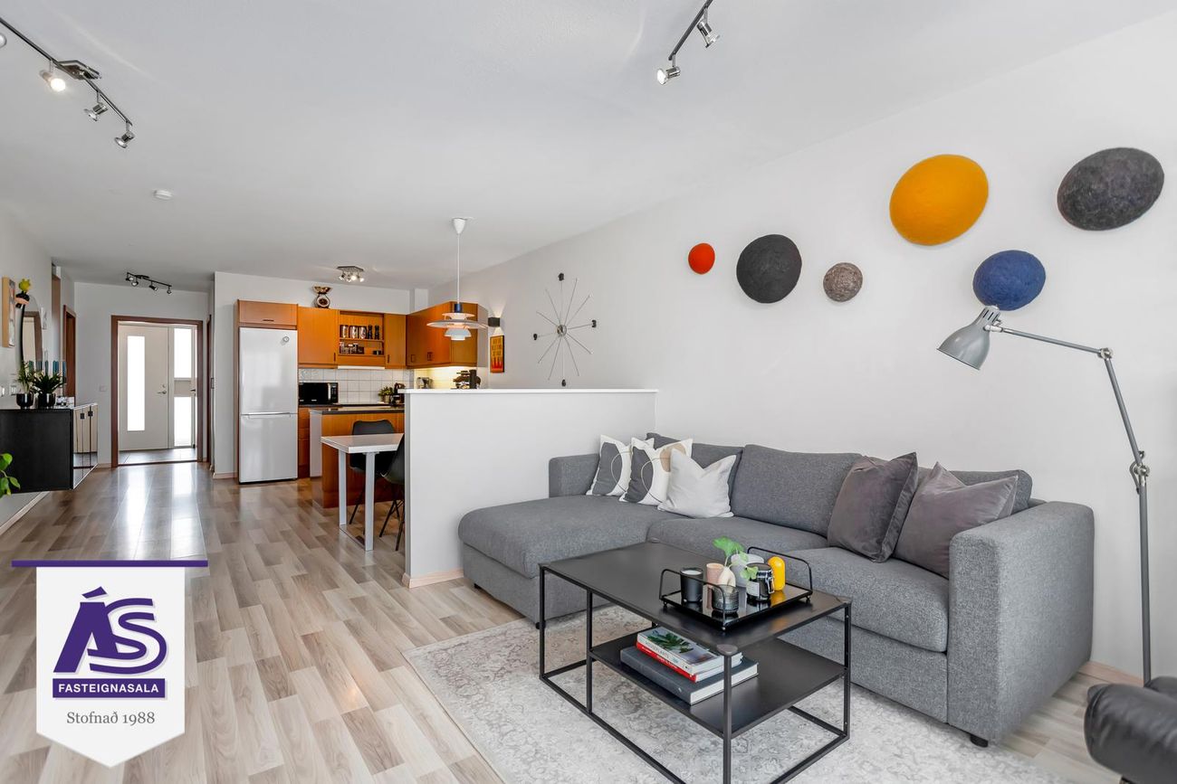 Kríuás 47 - 0207, 221 Hafnarfjörður